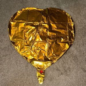 6 Heart Shaped Gold Balloons